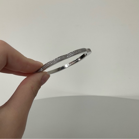 Kate Spade Hinged Silver Scallop Bracelet. - Picture 10 of 11